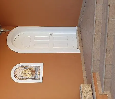 Dona Ana בית הארחה