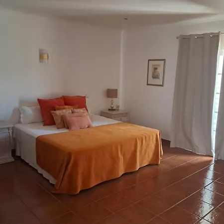 Dona Ana Lagos